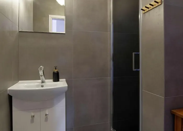 Lejlighed Ca, 200m Od Morza, 400m Od Monte Cassino, Sinus